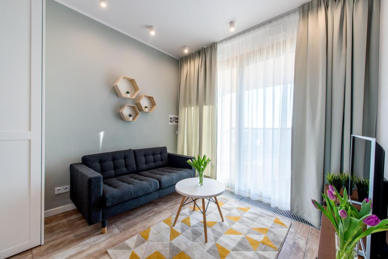 وارسو Aparthotel Kolejowa Apartamenty المظهر الخارجي الصورة