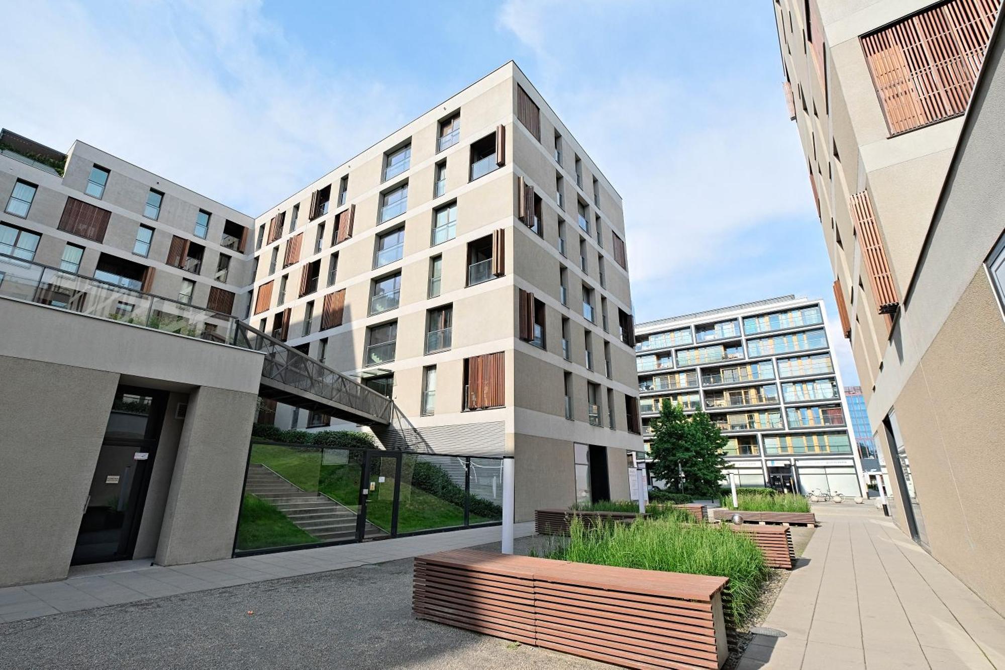 وارسو Aparthotel Kolejowa Apartamenty المظهر الخارجي الصورة