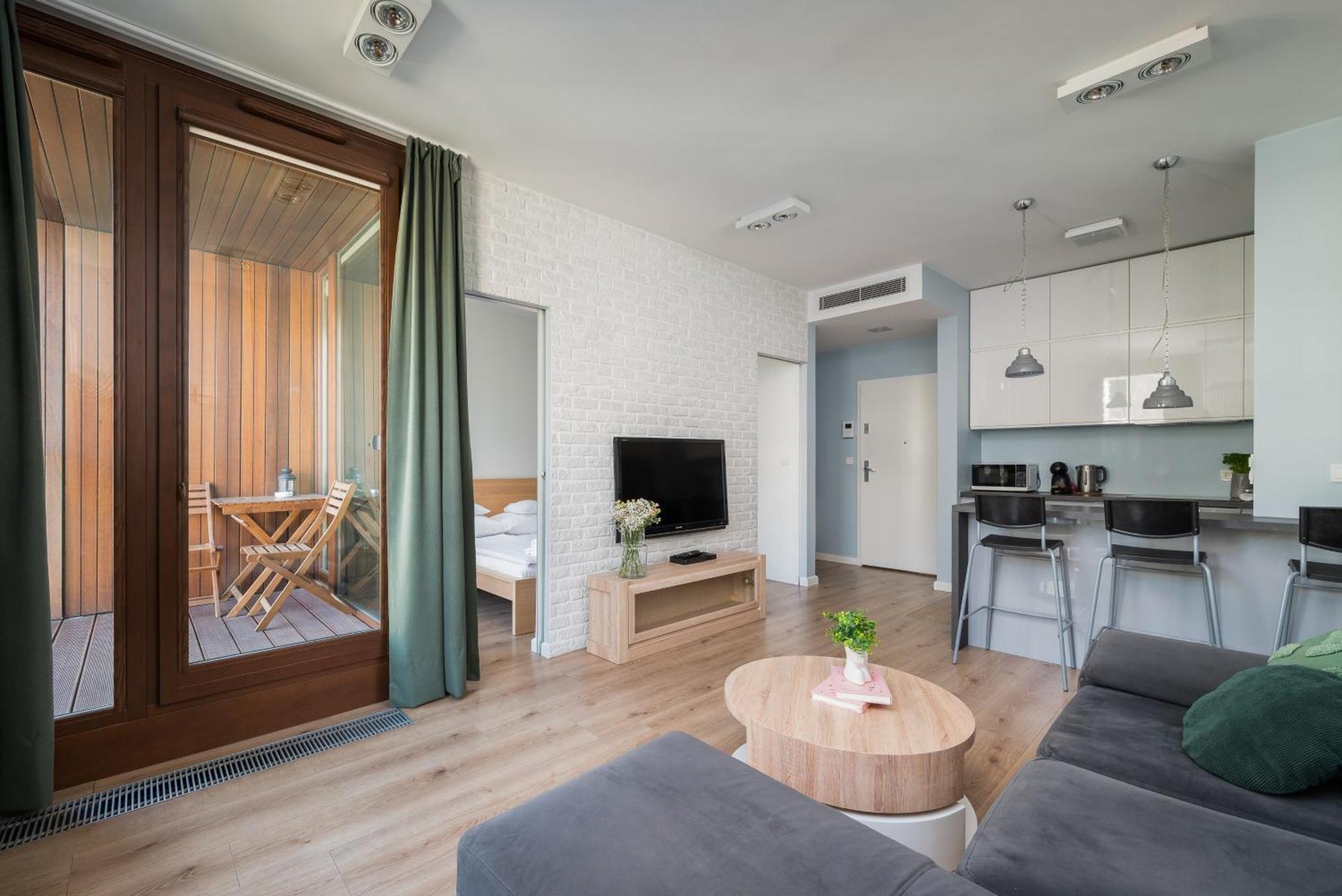 وارسو Aparthotel Kolejowa Apartamenty المظهر الخارجي الصورة
